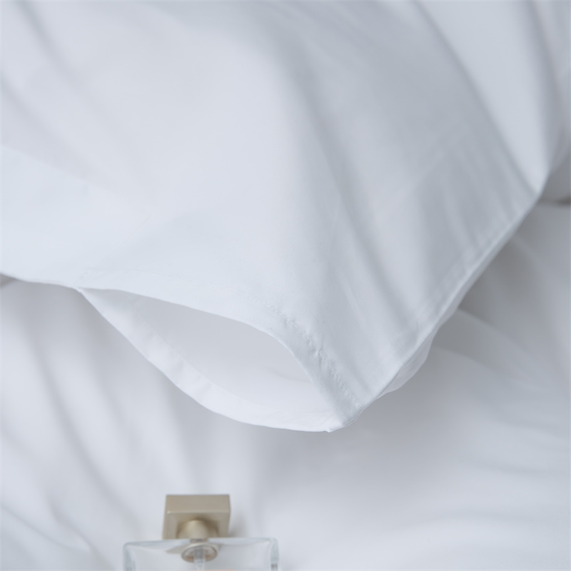 100% ポリエステル 135gsm エコノミー ホテル用の生地の寝具セット 100% ポリエステル 135gsm エコノミー ホテル用の生地の寝具セット