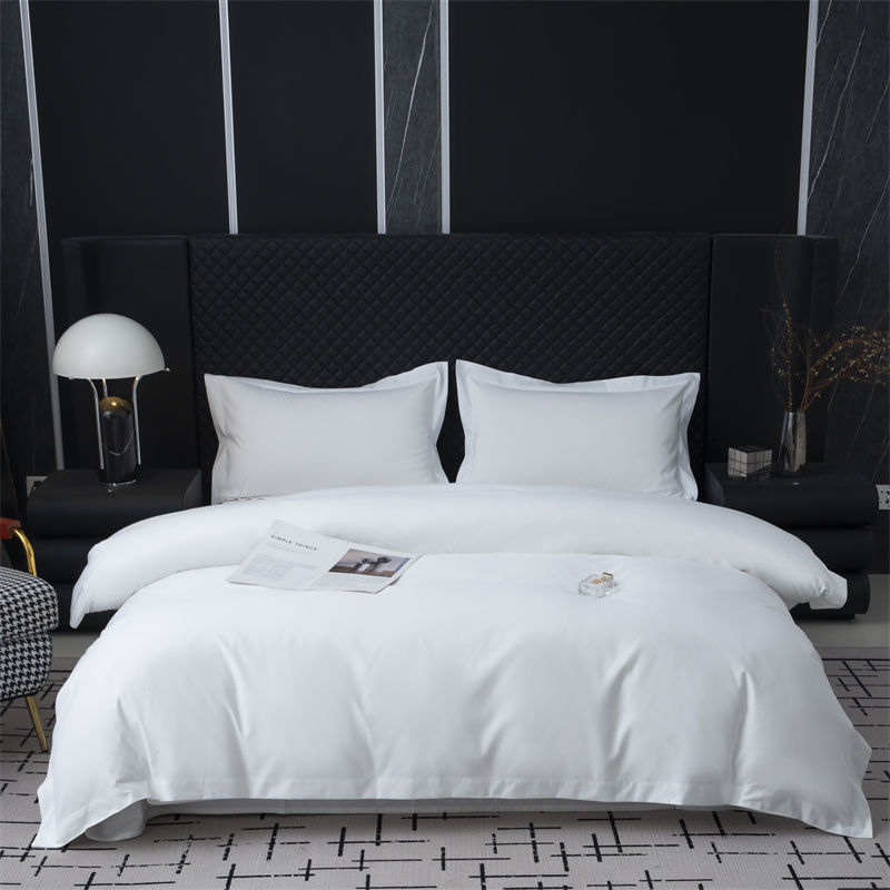 スター ホテル用の 50% 綿 50% ポリエステル 300TC 生地の寝具セット