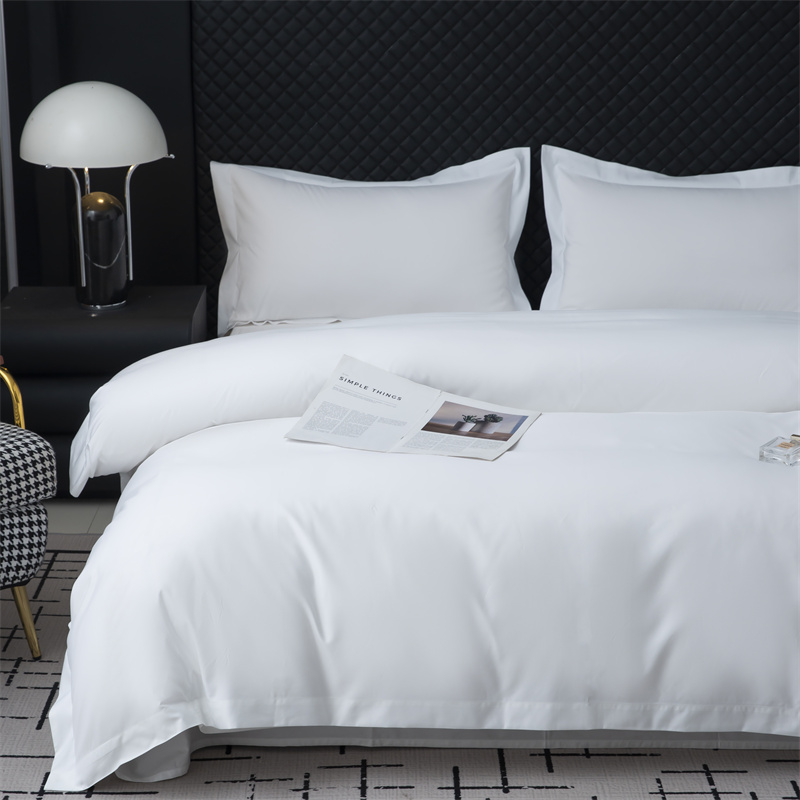 スター ホテル用の 50% 綿 50% ポリエステル 300TC 生地の寝具セット スター ホテル用の 50% 綿 50% ポリエステル 300TC 生地の寝具セット