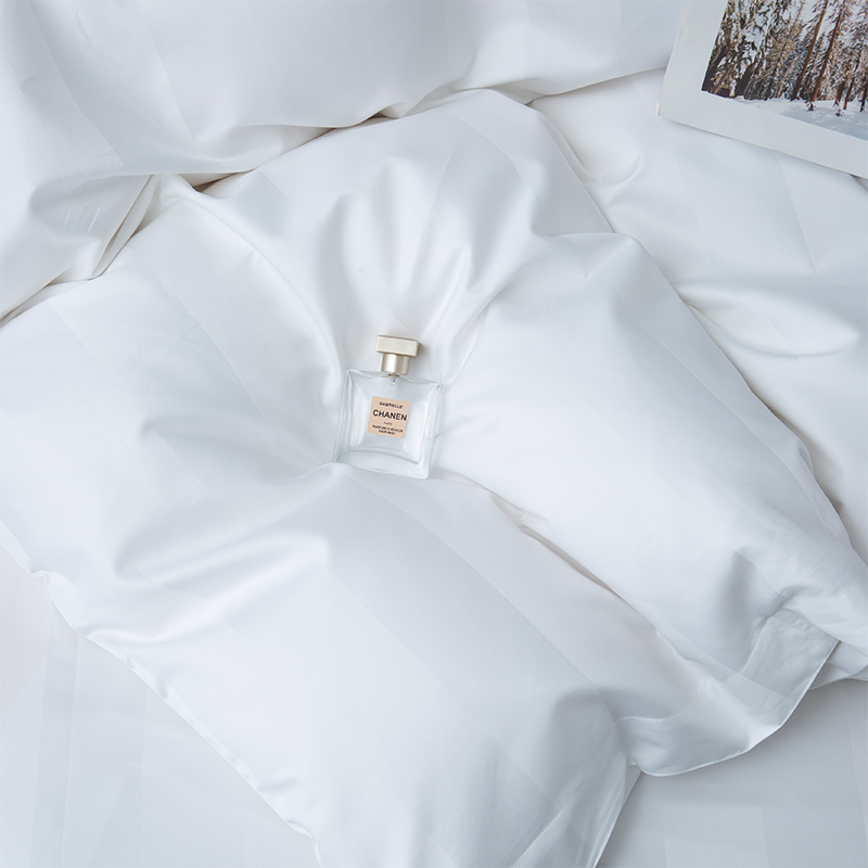 7cm サテン ストライプ プレーン ホワイト 750TC 5 つ星のホテルの寝具セットのための綿 100% 7cm サテン ストライプ プレーン ホワイト 750TC 5 つ星のホテルの寝具セットのための綿 100%