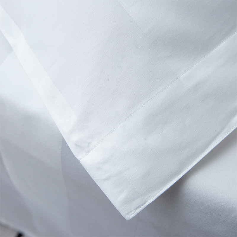 7cm サテン ストライプ プレーン ホワイト 750TC 5 つ星のホテルの寝具セットのための綿 100% 7cm サテン ストライプ プレーン ホワイト 750TC 5 つ星のホテルの寝具セットのための綿 100%