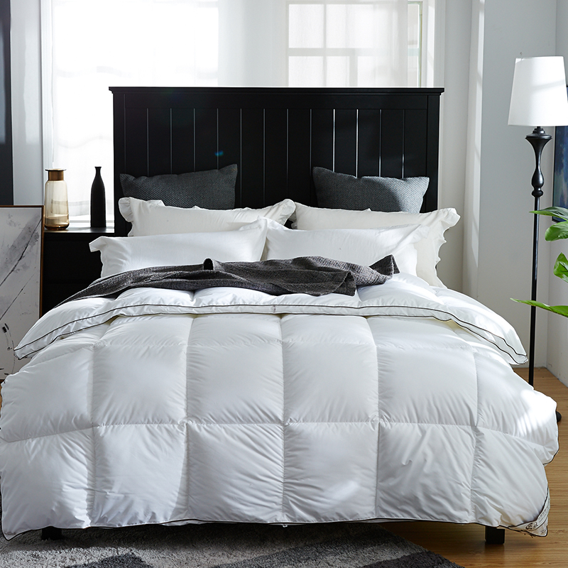 ダックダウン パイピング付き 綿100%のあったかふんわり羽毛布団